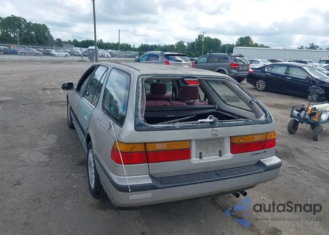 1993 Honda Accord Lx z USA, uszkodzony, nr VIN 1HGCB9851PA001661